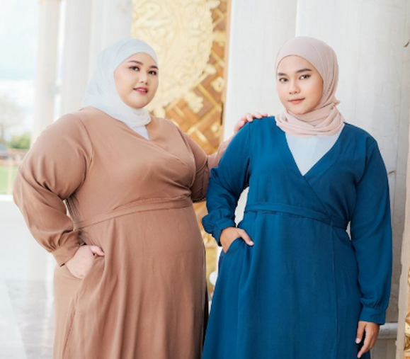 Warna Gamis yang Perlu Dihindari oleh Perempuan Bertubuh Gemuk